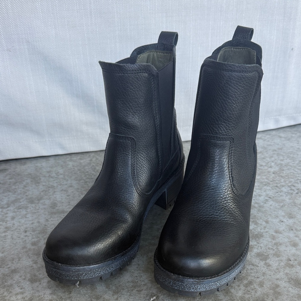 Barbour Black Leather Ankle Boots